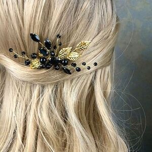 Formal Black Stone and Gold Leaf Hair Comb